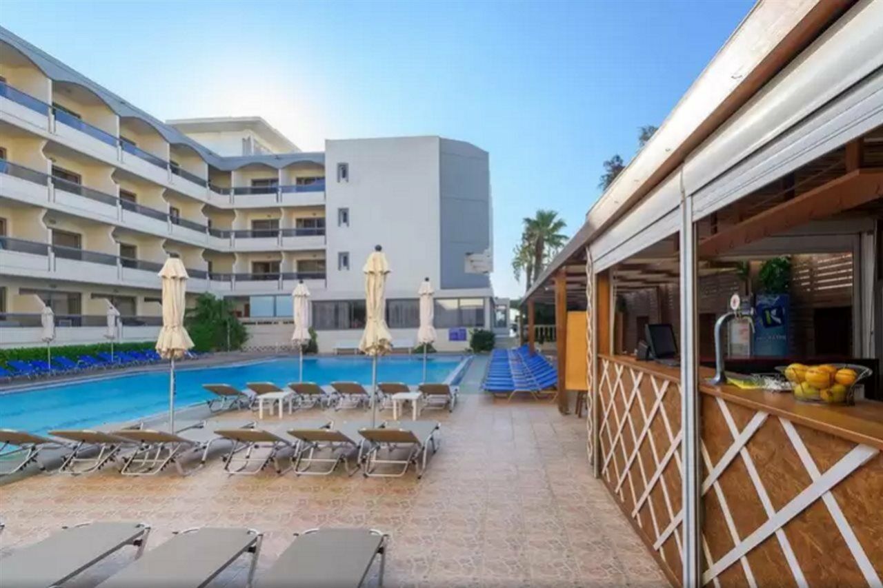 Island Resorts Marisol Hotel